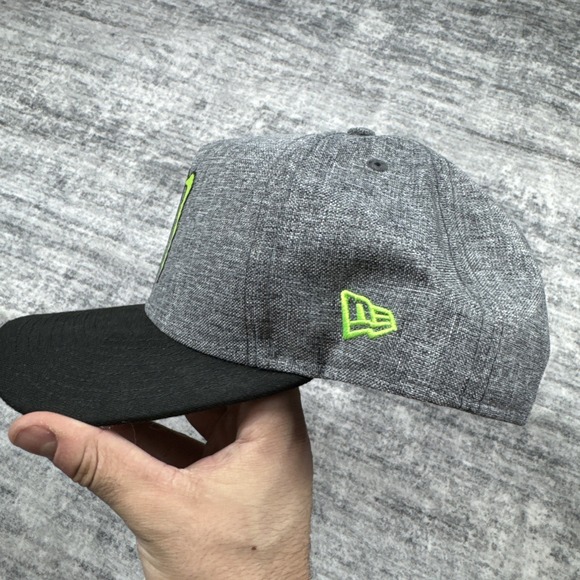 New Era 9FIFTY Monster Energy Hat Men's Adjustable Grey Black Neon Green Cap - Picture 3 of 9
